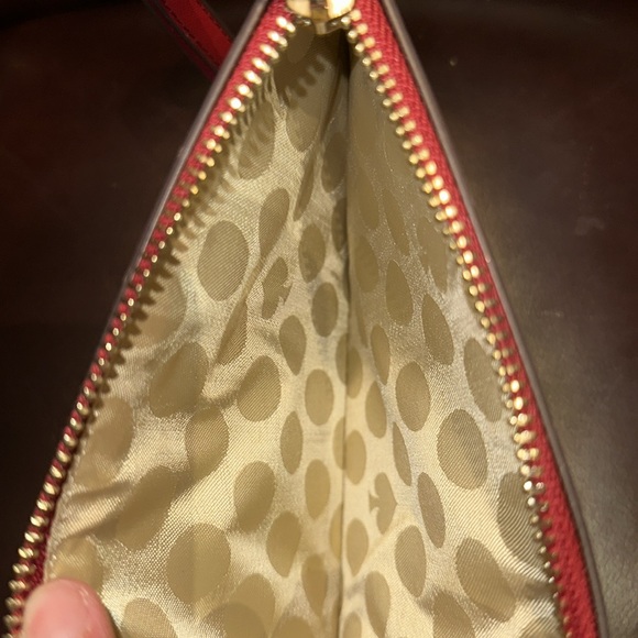 Red Kate Spade Lucy Medium Zip Wristlet - Picture 15 of 15